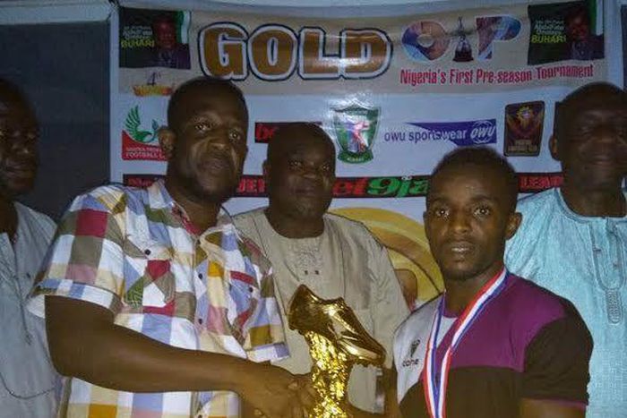 Chukwuma Onuwa of Lagos-based MFM FC receiving the Most valuable Player (MVP) award at the just concluded Gold Cup at Dipo Dina Stadium, Ijebu-Ode on Dec. 4, 2016.