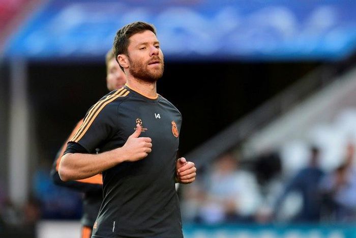 Real Madrid's midfielder Xabi Alonso takes part in a training session in Lisbon on May 23, 2014