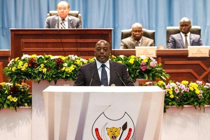 Congolese President Joseph Kabila (C) speaks during a special joint session of parliament on November 15, 2016 in Kinshasa