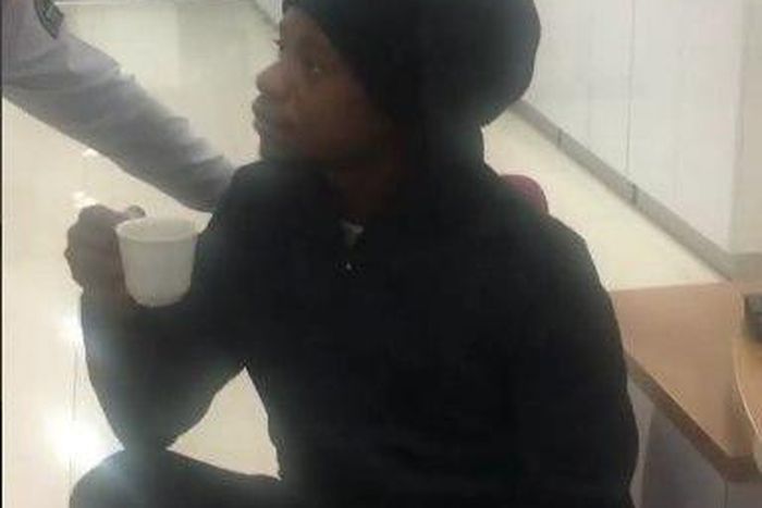 Ogenyi Onazi's mannequin challenge