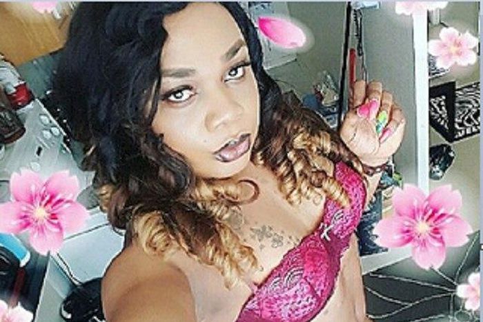 Mandy La Candy looks hot and sexy