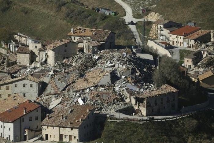 Farmers' organisation Coldiretti warns tourism is facing collapse as nature and food-loving visitors are put off by the scenes of devastation broadcast around the world