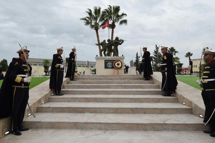 A guard of honour at a memorial service in Gammarth, Tunis, on November 24, 2016