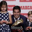 Luis Suarez with his daughter and son