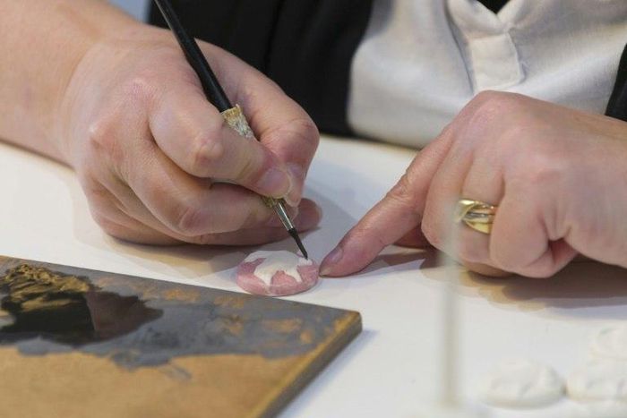In a small village in eastern France two sisters are doggedly holding out against the trend towards mass produced charms for the traditional "Galette des Rois" cake