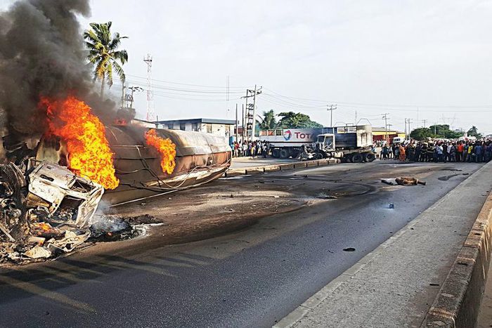 Six feared dead in Akwa Ibom petrol tanker crash