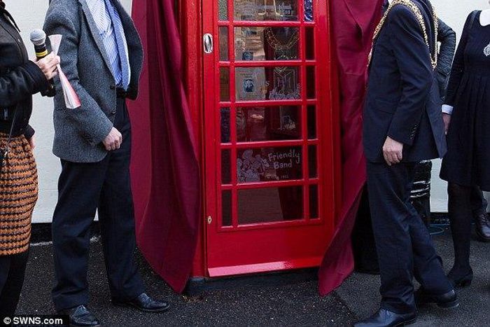 Unveiling the museum