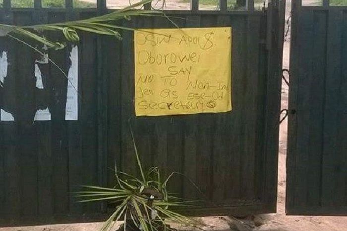 The juju-laced secretariat