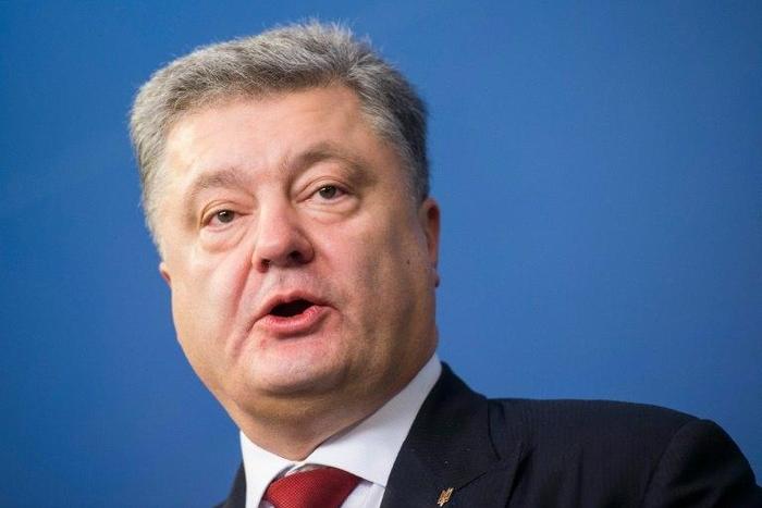Ukraine's President Petro Poroshenko speaks at a press conference in Stockholm, Sweden on November 14, 2016