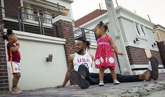 Flavour and daughters, Sophia and Gabriella