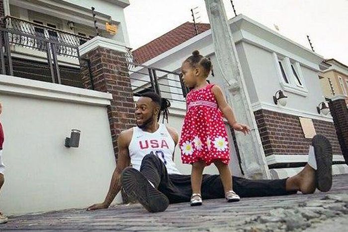 Flavour and daughters, Sophia and Gabriella