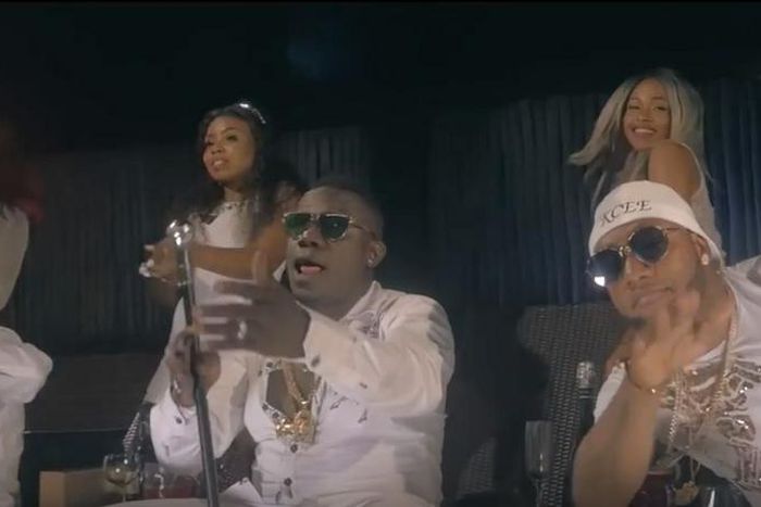 Duncan mighty ft Kcee - Hataz