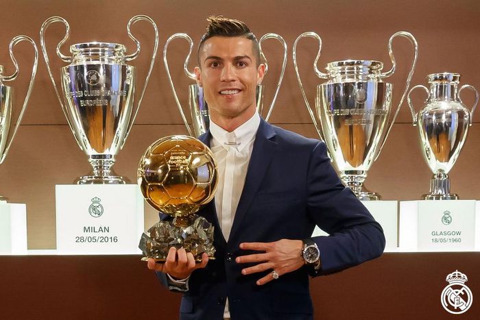 Cristiano Ronaldo wins 4th Ballon d'Or