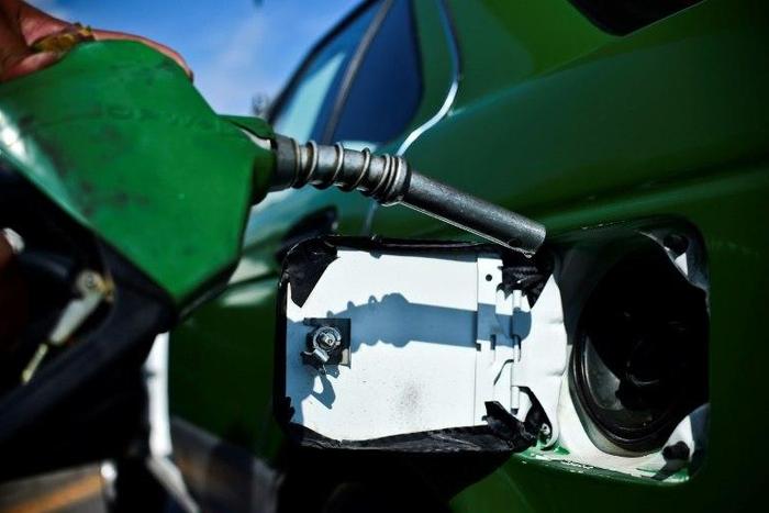 On January 1, 2017 the price of gasoline in Mexico will increase by 20.1% and for diesel by 16.5%, the Ministry of Finance has announced