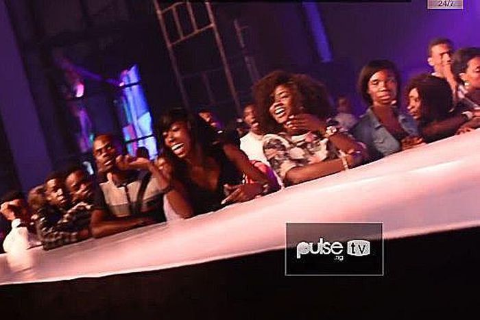 Peter Okoye falls off stage