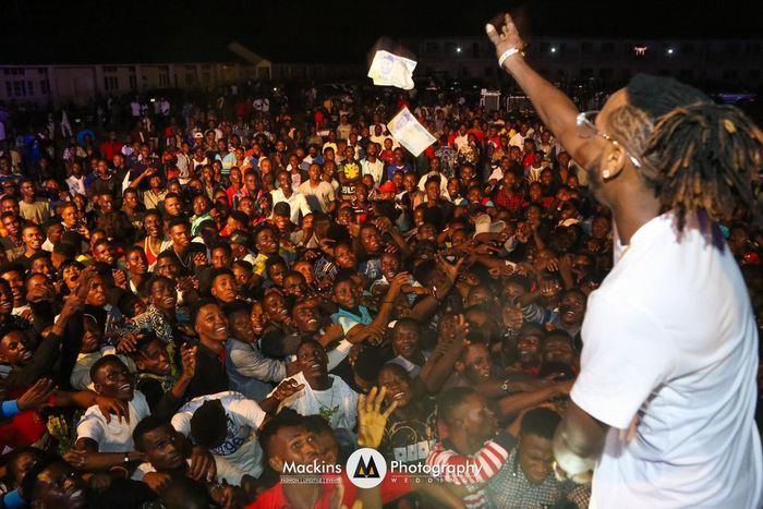 Yung6ix at homecoming concert