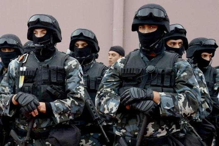 Tunisian special forces attend an official ceremony inside the barracks of the presidential security service in Gammarth, a suburb of Tunis, on November 24, 2016