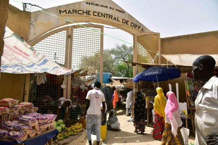 Around 20 Boko Haram combattants surrendered in Difa, a Boko Haram stronghold close to the border with Nigeria
