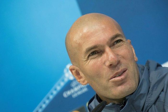 Real Madrid's French coach Zinedine Zidane gives a press conference in Madrid on December 6, 2016