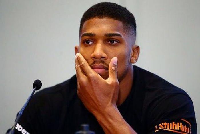 4 reasons to stop being scared of good-looking men