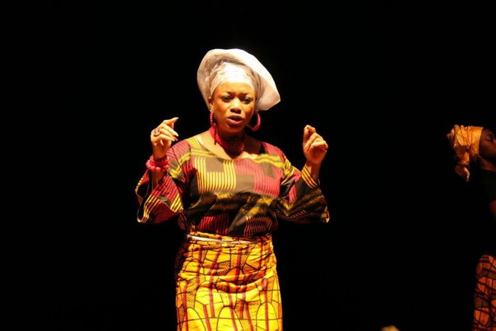 Bimbo Akintola performing on stage