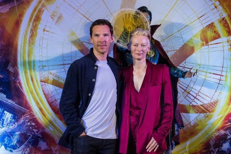 "Doctor Strange", starring British actors Benedict Cumberbatch (L) and Tilda Swinton, raked in $85 million at the box offices
