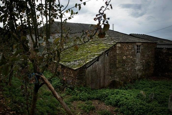 The abandoned small limestone house of Fidel Castro's father in Lancara on November 26, 2016