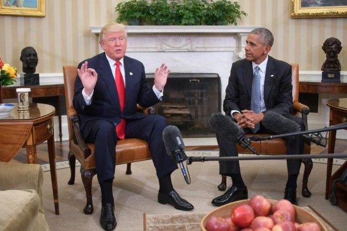 US President Barack Obama (R) meets with Republican President-elect Donald Trump at the White House on November 10, 2016