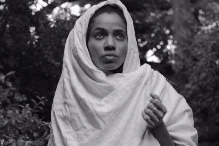 ___5990081___https:______static.pulse.com.gh___webservice___escenic___binary___5990081___2017___1___4___11___Nneka-Nothing-Visuals-768x348