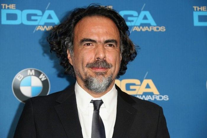Alejandro Gonzalez Inarritu plans to put on public show a boat which sank off Libya killing up to 900 people, a report says