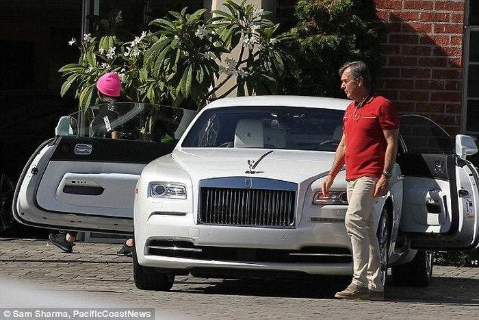 Reality star gifts self Rolls Royce as push present