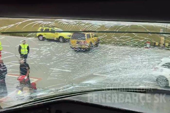 Shattered windscreen of Fenerbache's plane to Manchester