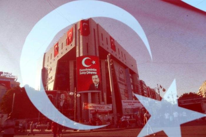 Turkish authorities are often accused of restricting access to social networks after serious incidents, such as attacks, to stop the circulation of information that could "undermine state security"