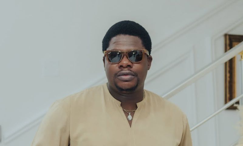 Mr Macaroni constantly slams the Nigerian government for lack of intergrity  [Instagram/Mrmacaroni1]