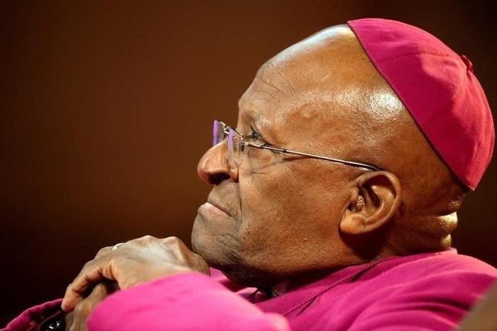 The former Anglican archbishop of Cape Town Desmond Tutu waits to receive the 2013 Templeton Prize at the Guildhall in central London on May 21, 2013.