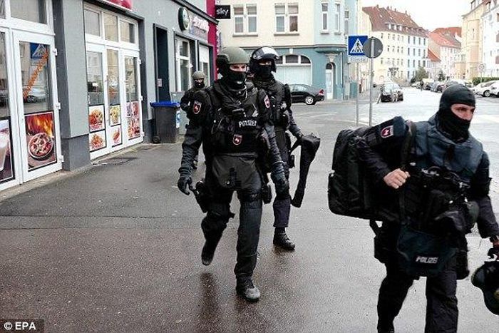 German police arrest second suspect after tip-off on possible attack
