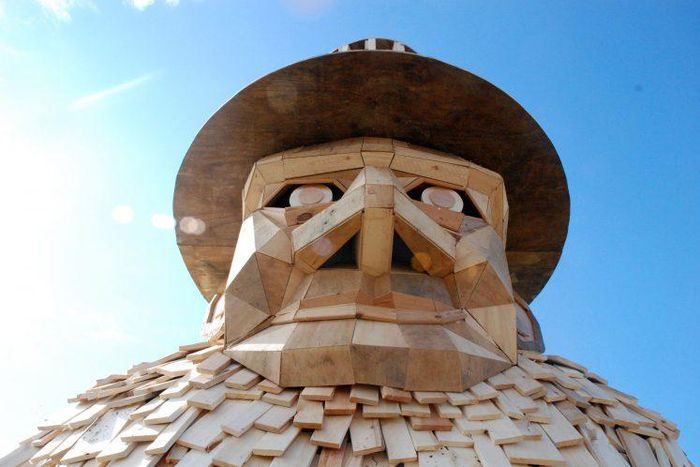 Sculptures made of recycled item