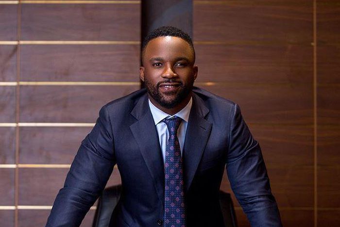 Iyanya offers N500k reward to a nurse who refused to join the recent strike.