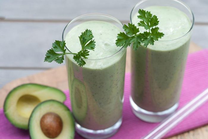 ___4008920___https:______static.pulse.com.gh___webservice___escenic___binary___4008920___2015___7___24___15___Aztec-Avocado-Smoothie-with-Skinny-B-1024