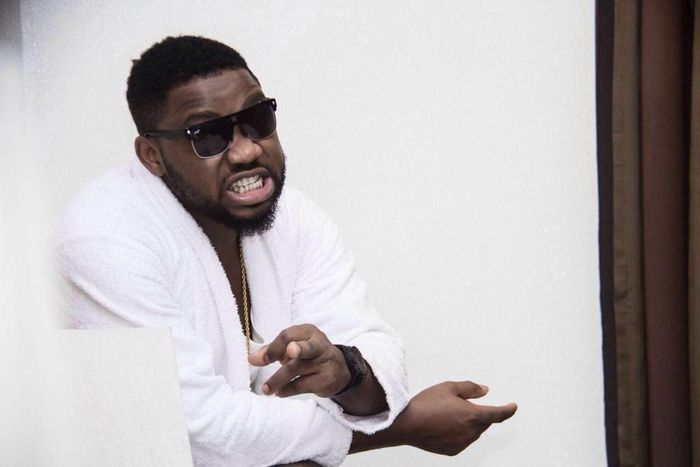 Magnito Cut it(cover).