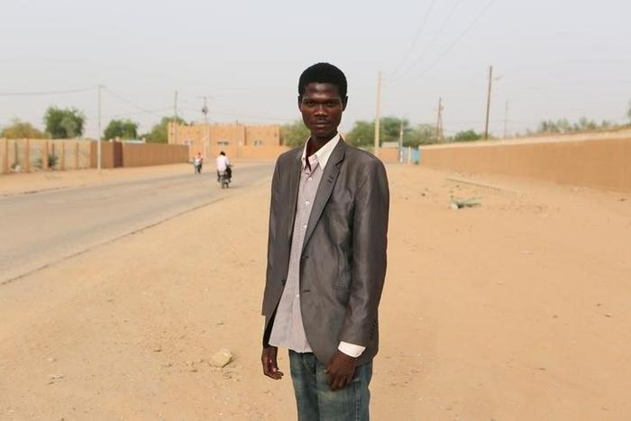 Mayango Jallah poses for a picture in Agadez, Niger, May 8, 2016.