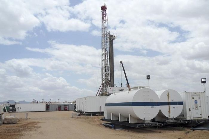 A general view shows an oil rig used in drilling at the Ngamia-1 well on Block 10BB, in the Lokichar basin, which is part of the East African Rift System, in Turkana County April 5, 2012. REUTERS/Njuwa Maina