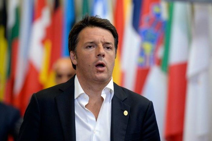 Italian Prime Minister Matteo Renzi's government has refused to confirm or deny media reports that dozens of special forces have been deployed in Libya 