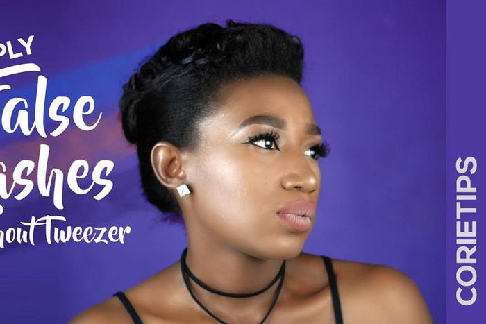 How to apply false lashes without tweezers