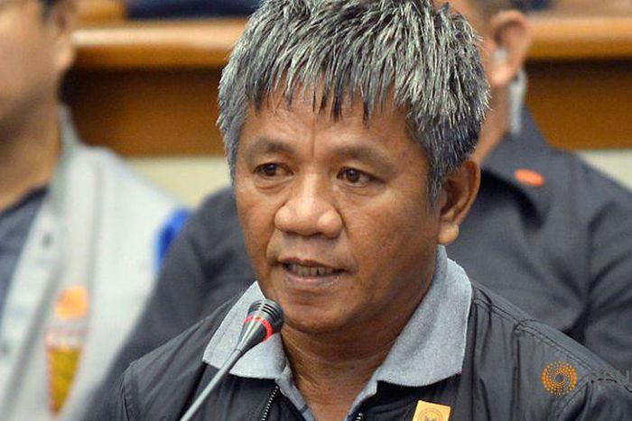 Philippine senators deride witness behind Duterte 'death squad' link