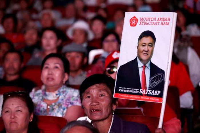 Mongolia heads to polls with slowing economy on voters' minds