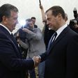 Uzbek parliament appoints PM Mirziyoyev as interim president