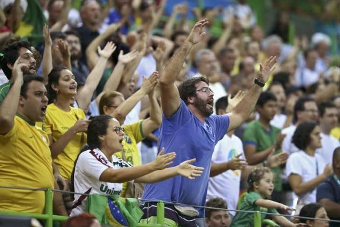 Brazilian fans boo foreign athletes in culture clash
