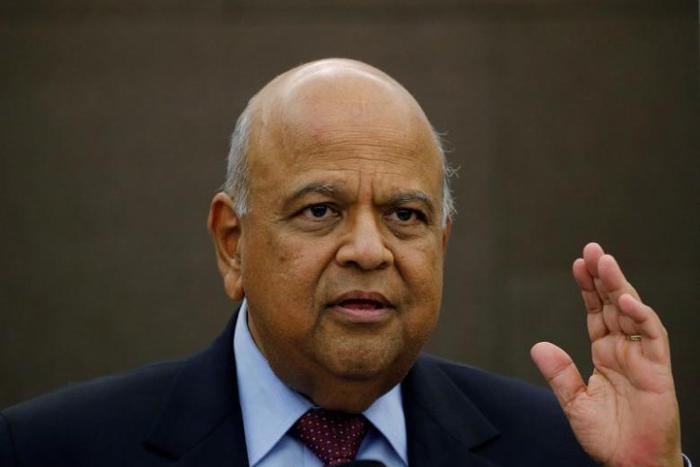 South African finance minister says will not meet police, assets extend slump