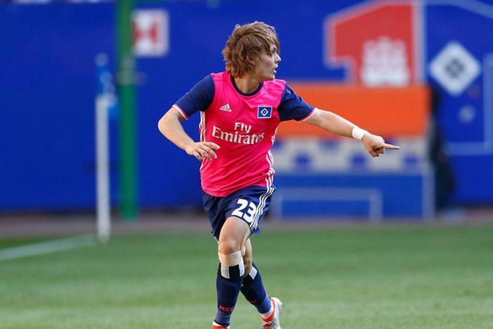 ___5362527___https:______static.pulse.com.gh___webservice___escenic___binary___5362527___2016___8___10___16___alenhalilovic-cropped_1hkk4eb8wrw6111do8xvg0j31y